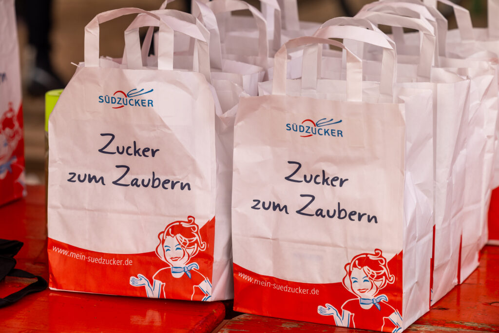 288A8197-1024x683 Rhoihessecross